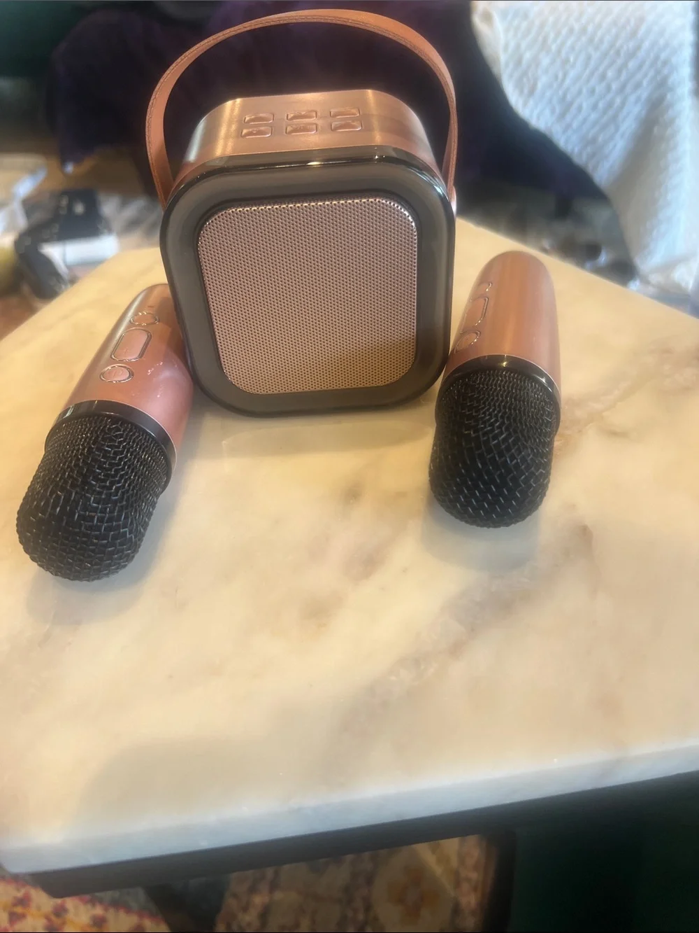 Small Wireless Karaoke Microphone and Portable Speaker - Rose Gold